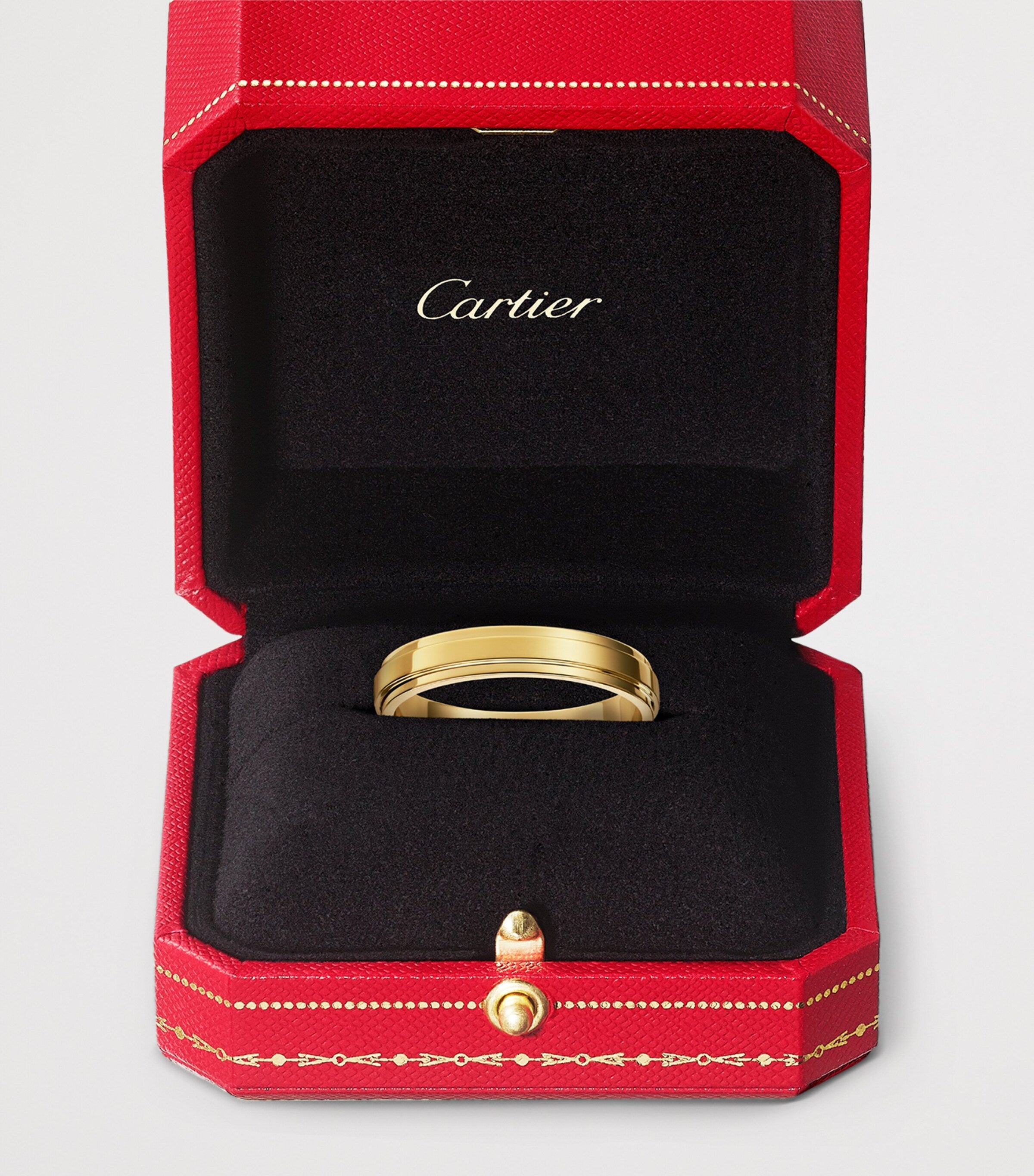 Cartier yellow gold wedding ring, UK version