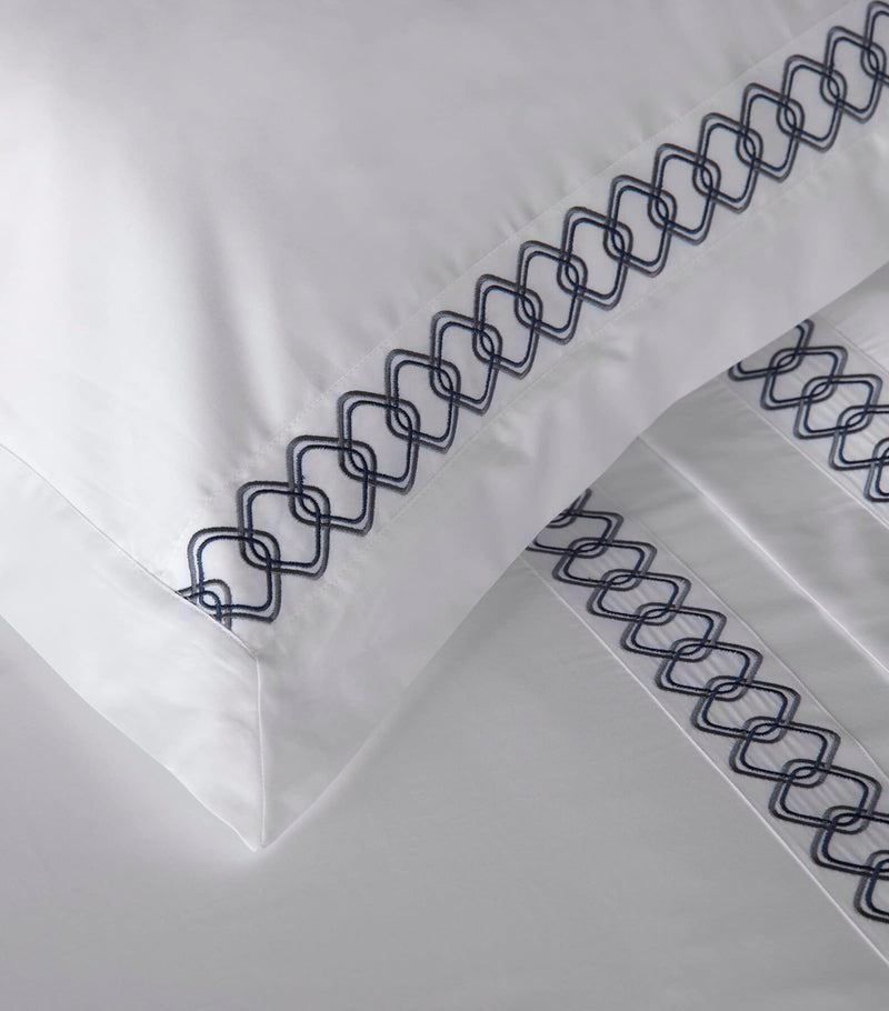 Amalia King Flat Sheet 275cm x 275cm - British product