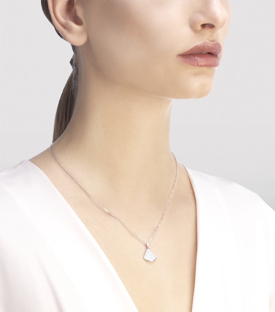 Bvlgari Divas' Dream white gold diamond necklace (British brand)