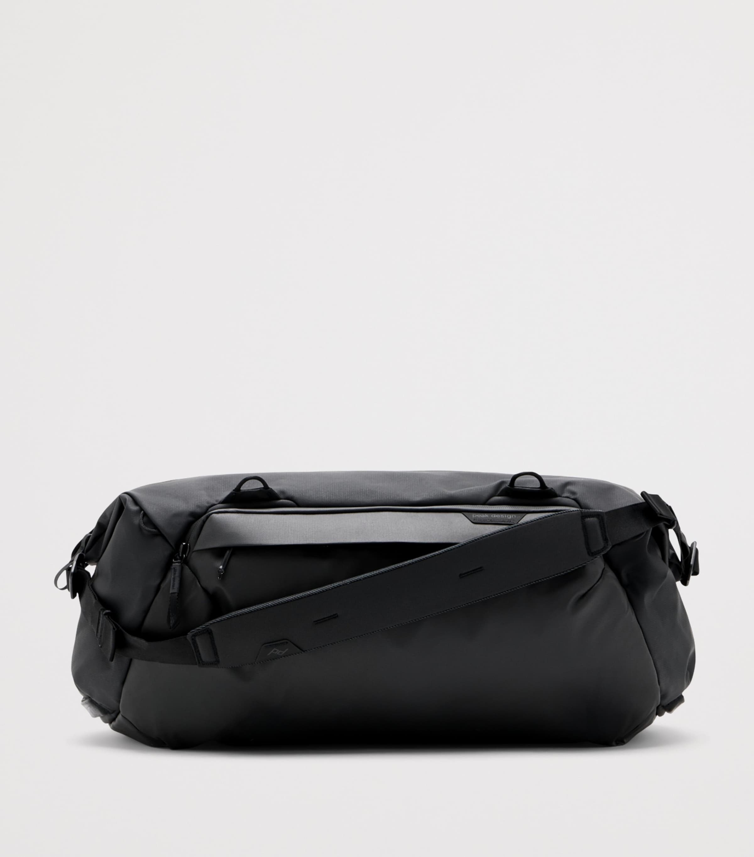 Peak Design Canvas Travel Holdall, imported from the UK