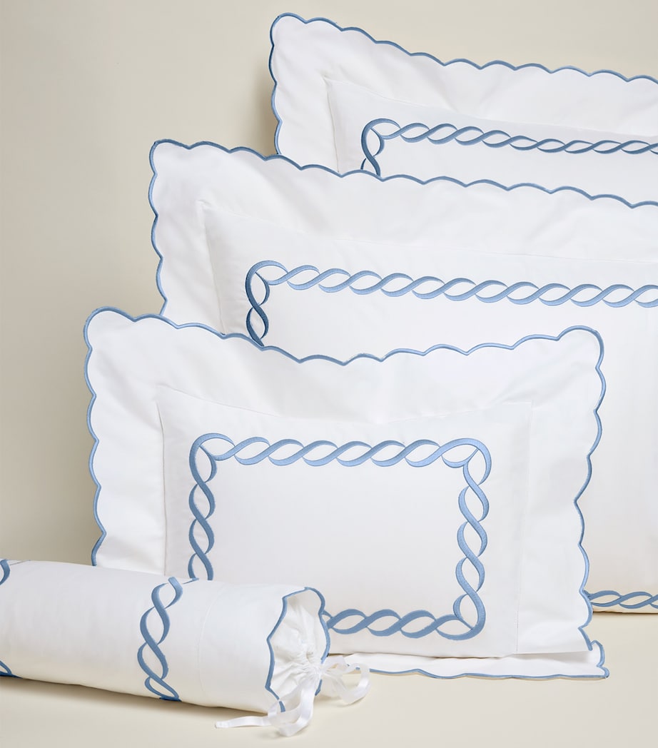 Pratesi Oxford pillowcase with braid motif, 30cm x 40cm, imported from the UK