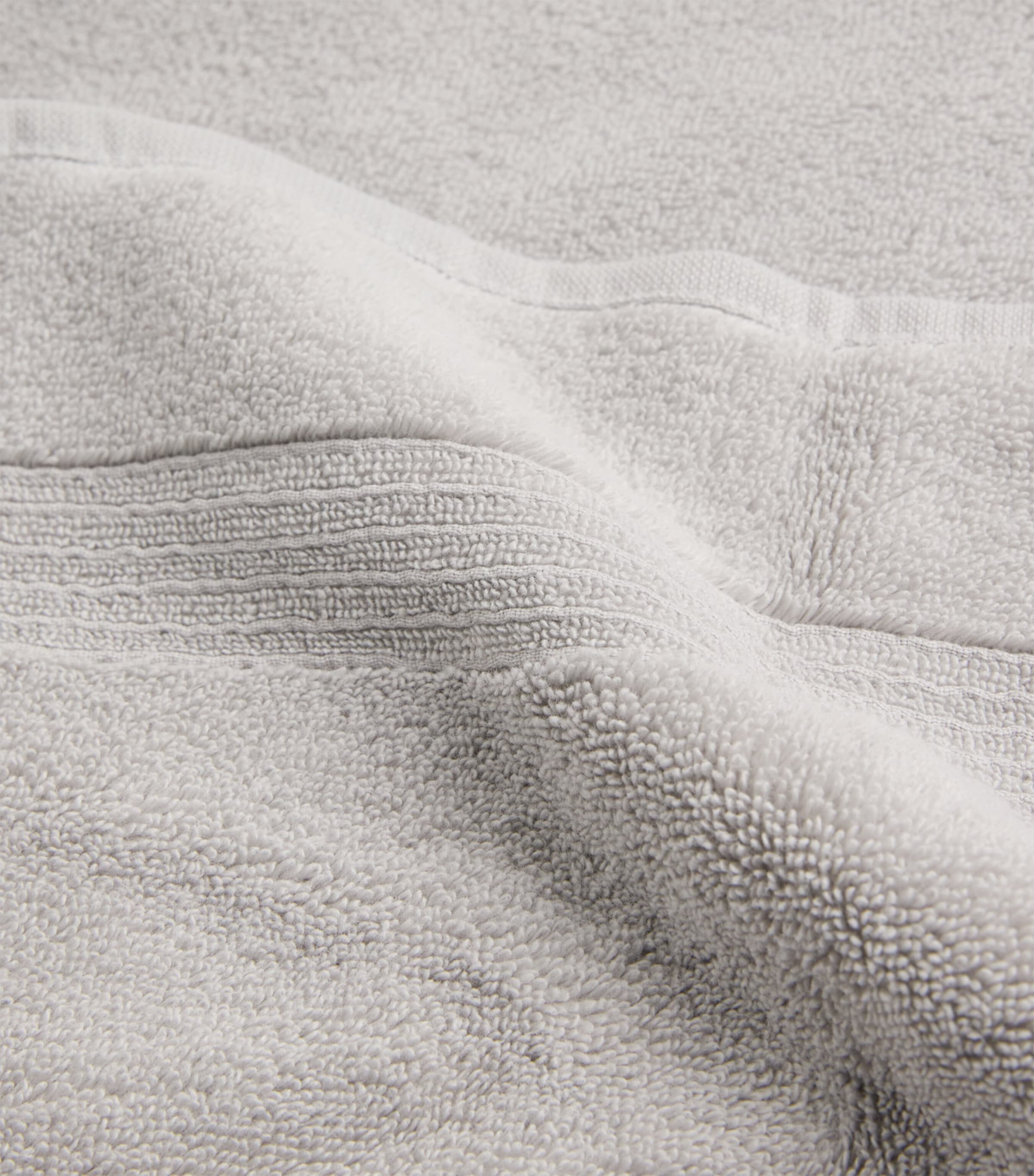 Harrods of London organic cotton bath towel 70cm x 140cm, UK version