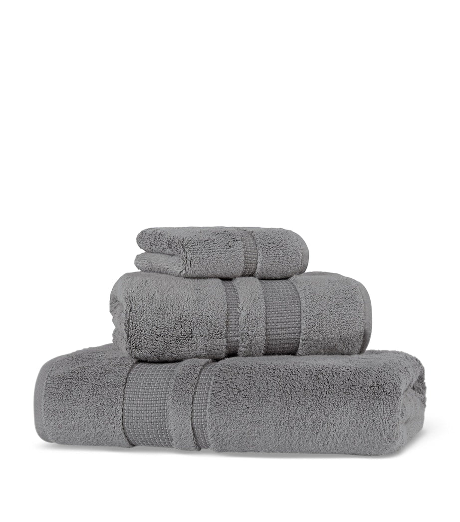 Hamam Pera bath towel 70cm x 140cm, imported from the UK
