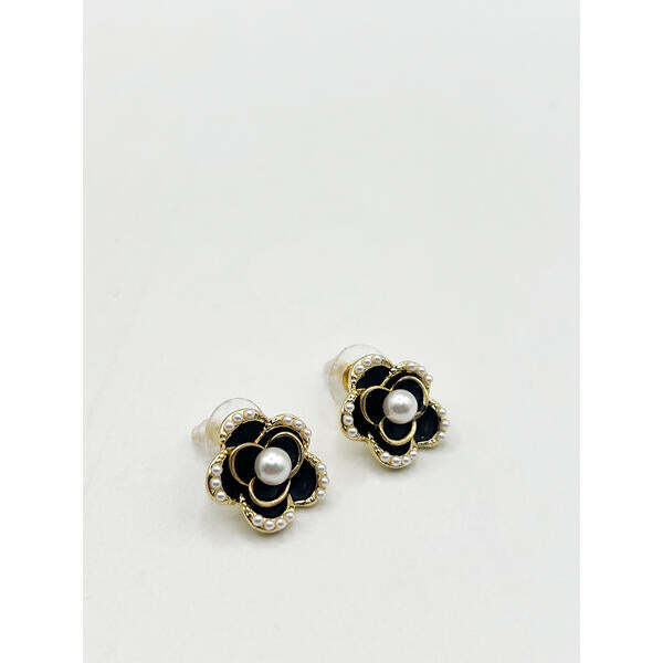 SVNX Black Flower Pearl earrings with gold plating (British brand)
