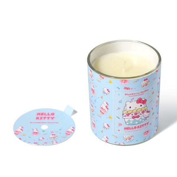 Hello Kitty scented candle Blueberry Muffin 206g, imported from the UK