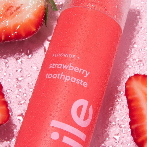 Hismile strawberry flavoured toothpaste tube for oral care, UK version