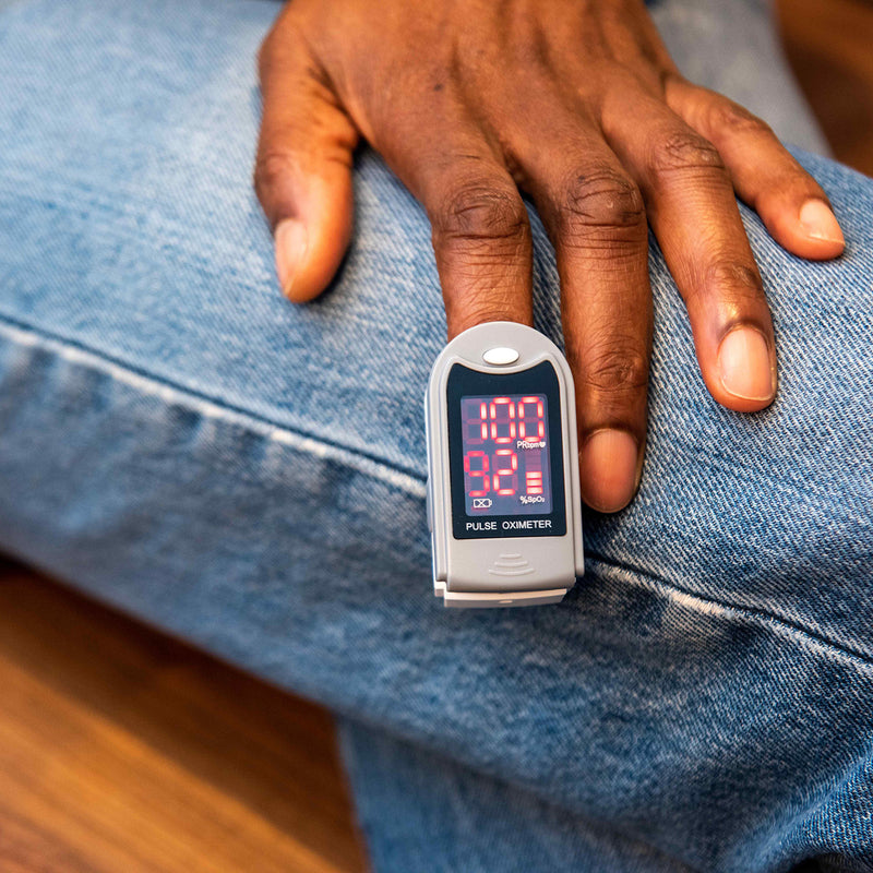 Kinetik pulse oximeter White/Silver PO6L, imported from the UK