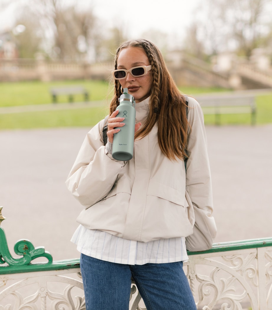 Hydro Flask water bottle with flex straw cap 621ml, UK version