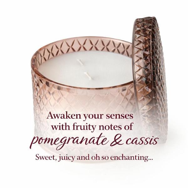 Candlelight 2-wick candle pomegranate cassis, UK version