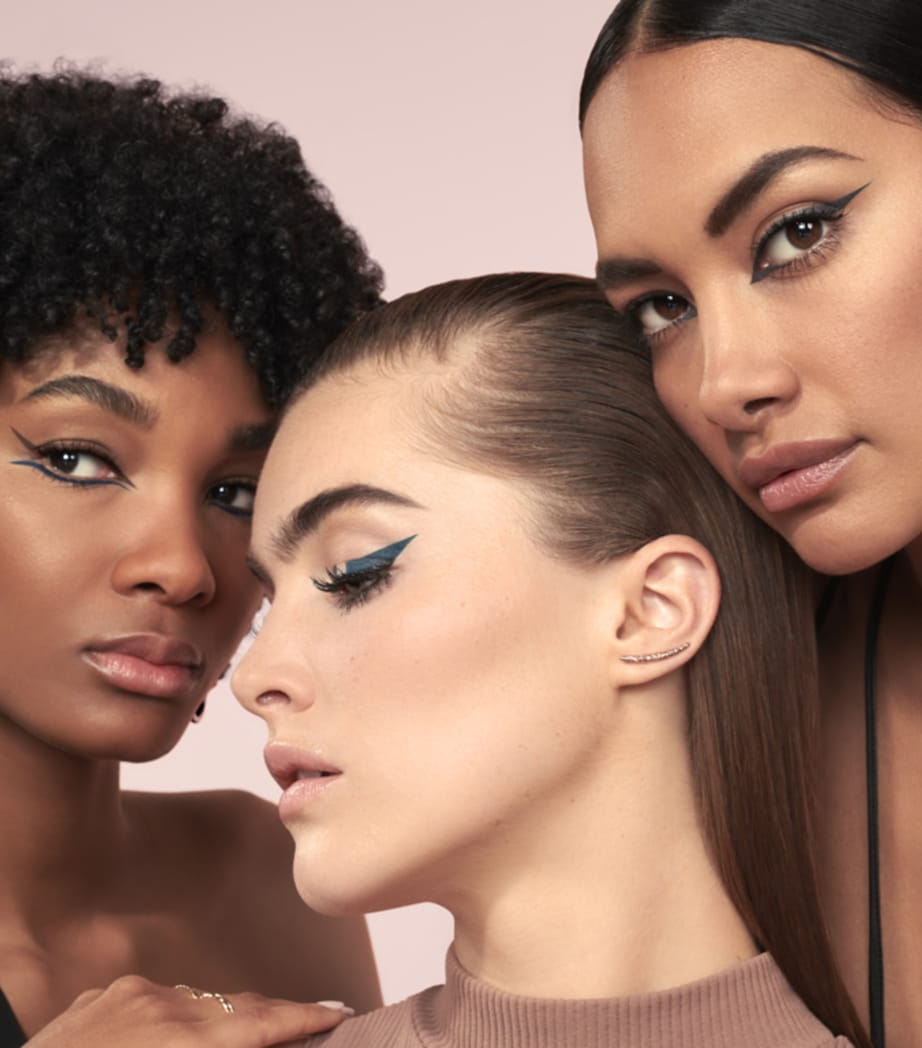 Lancôme Lash Idôle Waterproof Liquid Eyeliner (British brand)