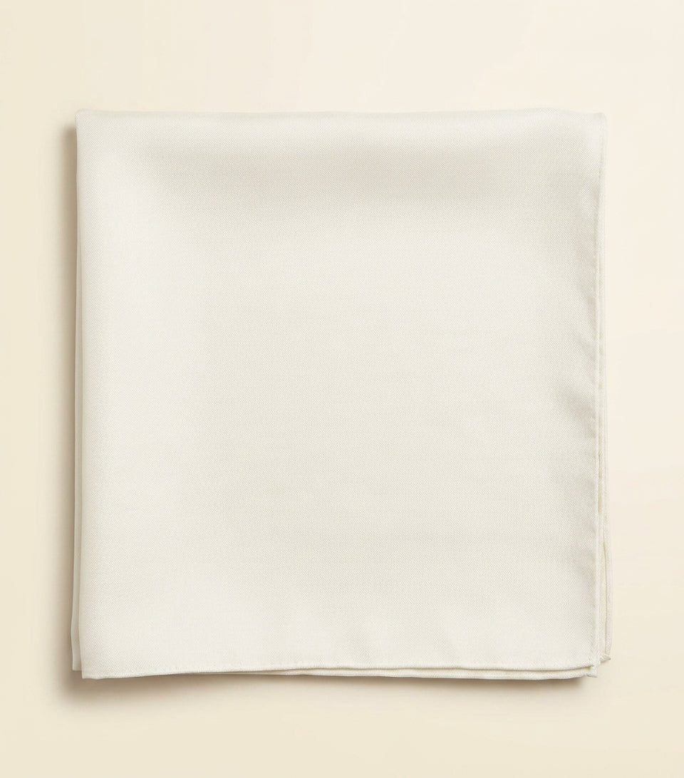 Cartier Panthère Dots silk scarf 90cm - British product