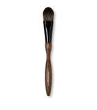 Victoria Beckham Beauty flat complexion makeup brush - British product