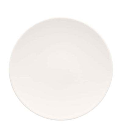 Harrods Villeroy & Boch Metrochic Blanc Cake Plate 33cm- Buy online at McGrocer