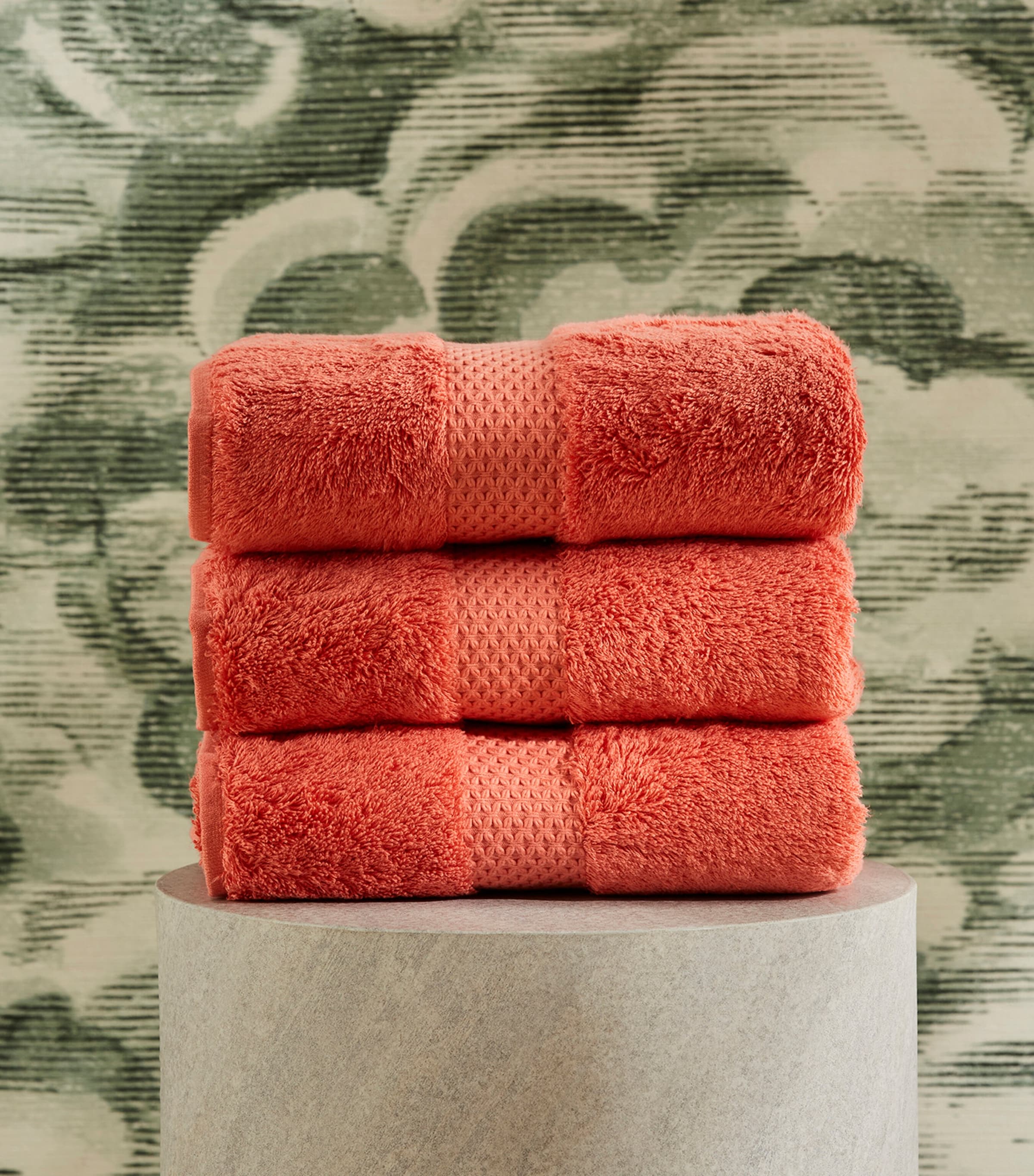 Yves Delorme Étoile Corallin bath sheet 92cm x 160cm (British brand)