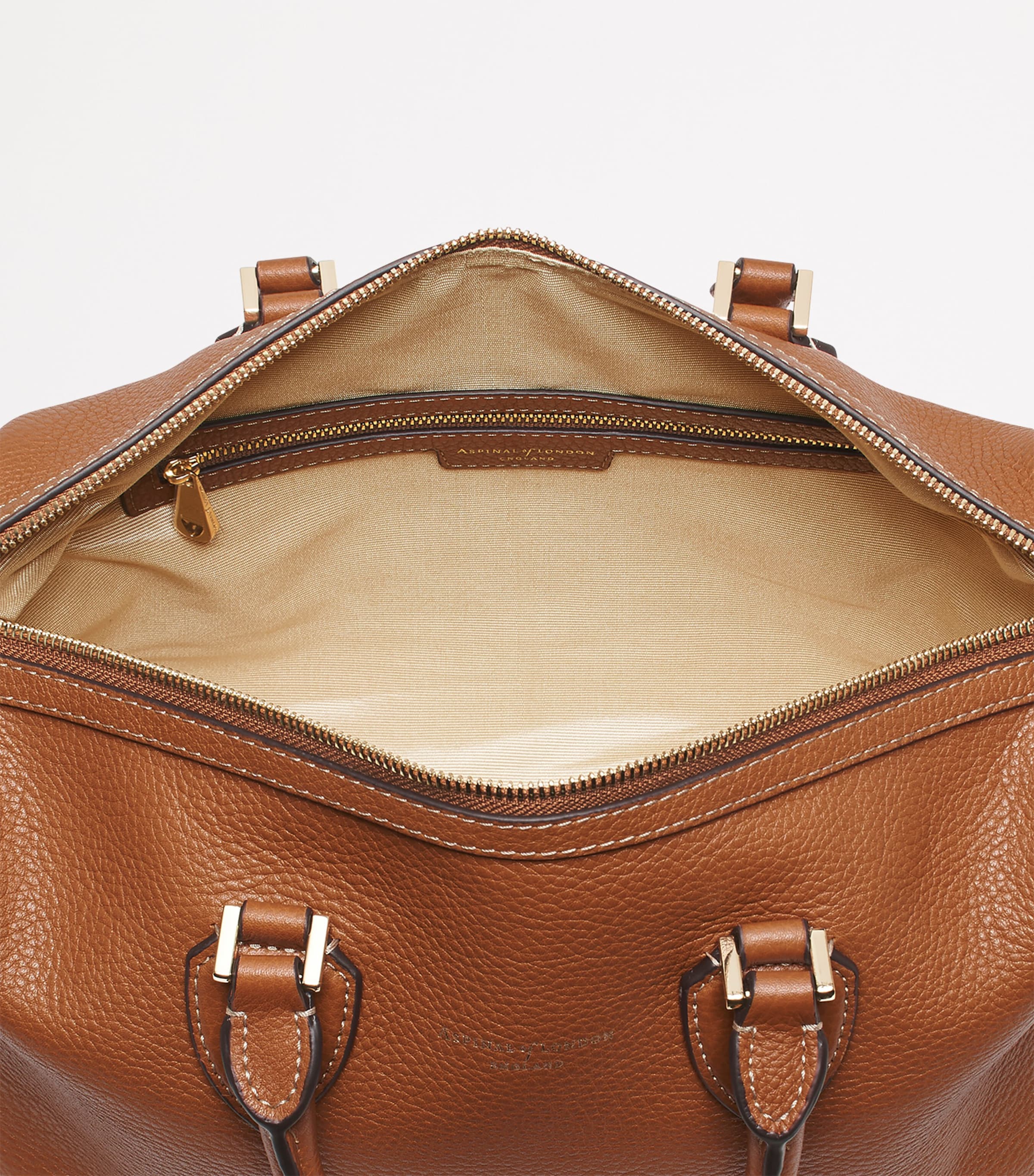 Aspinal of London Hudson bowling bag midi leather, UK version