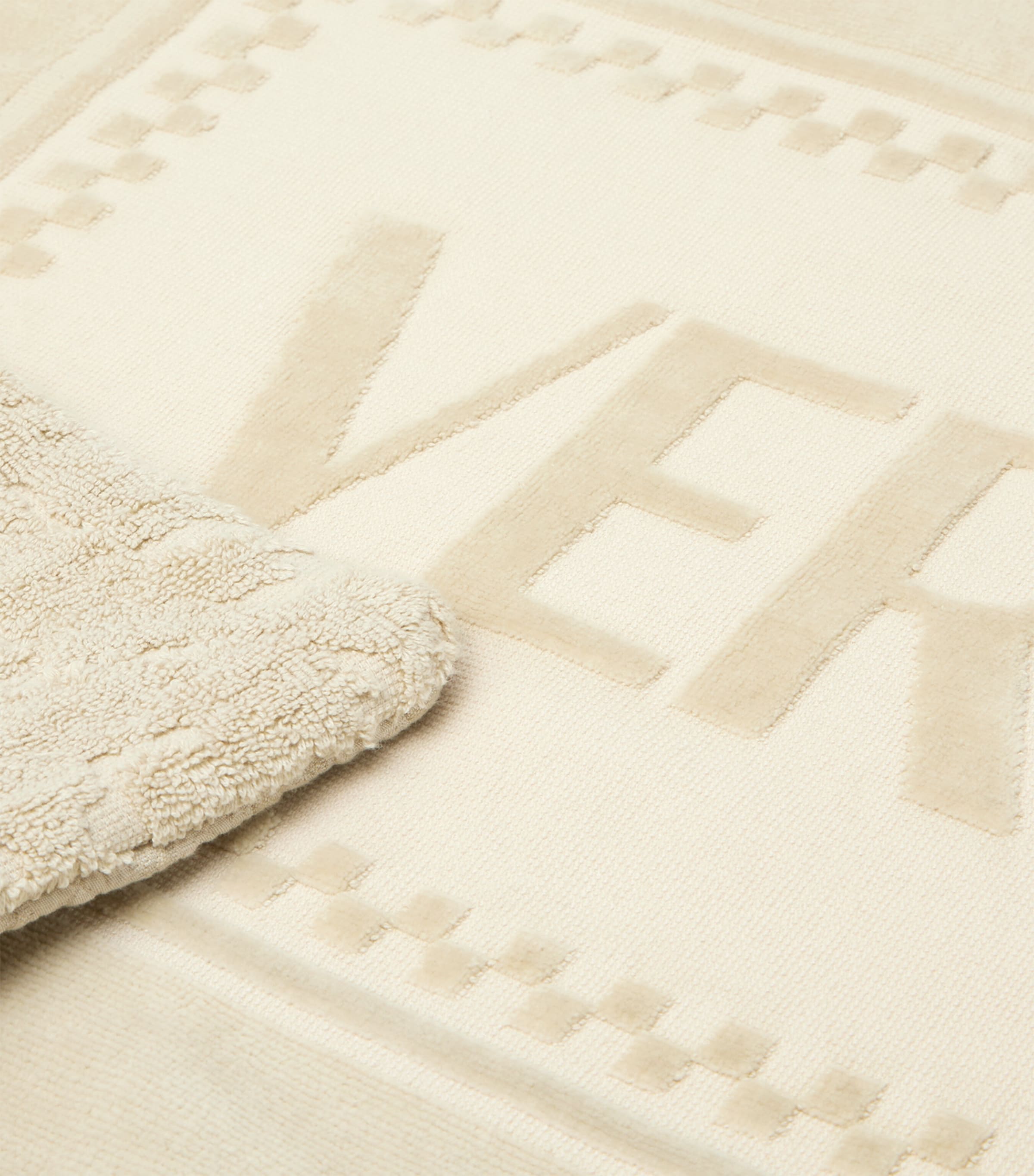 Versace Barocco bath mat (British brand)