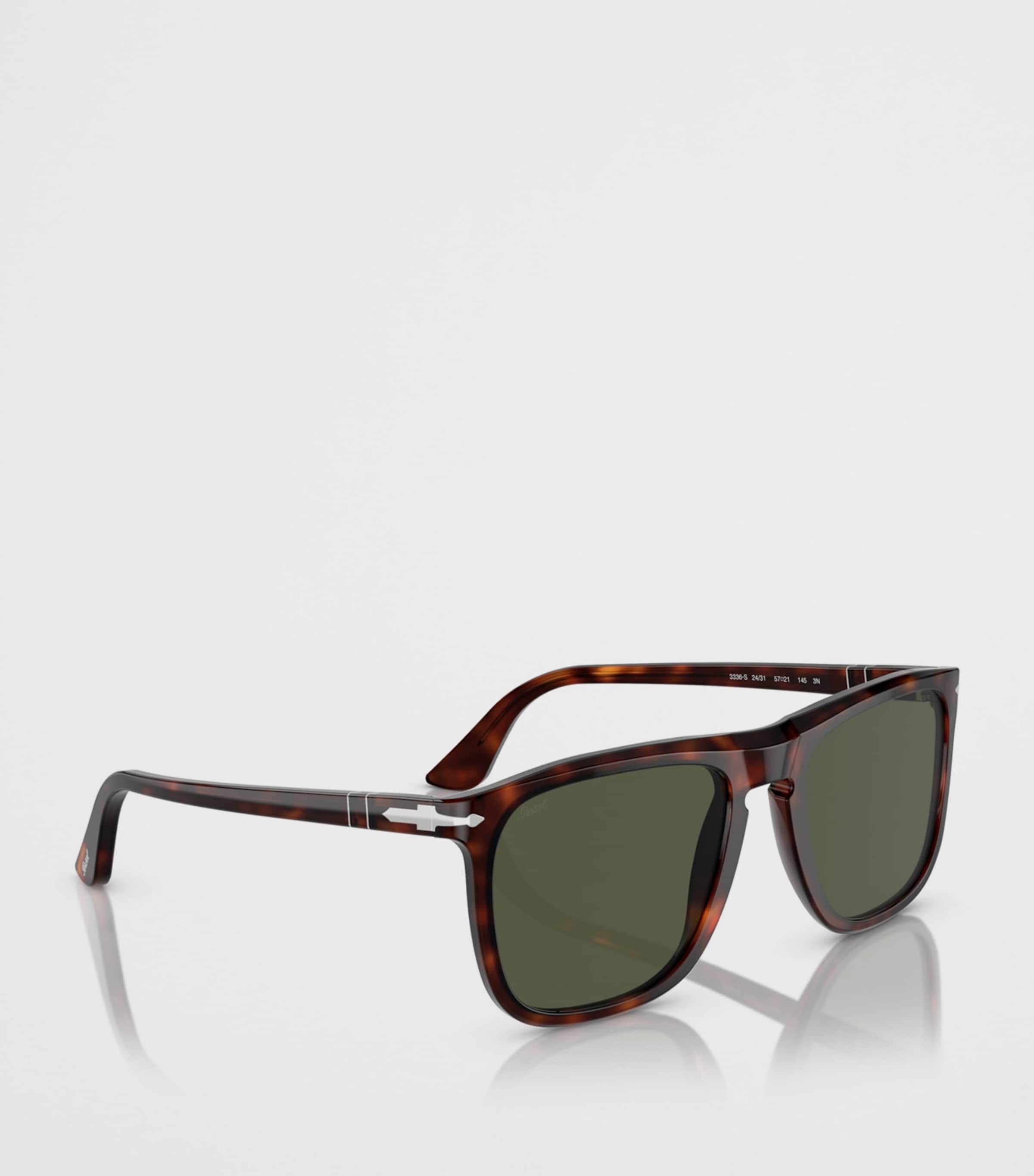 Persol Pilotenbrille im quadratischen Pilotenstil, UK-Version