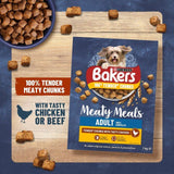 Bakers Meaty Meals Beef Dry Dog Food   2.7kg