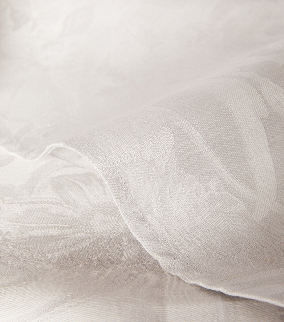 Le Jacquard Français linen Tivoli round tablecloth 240cm, UK version