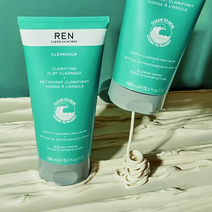 REN Clearcalm Clarifying Clay Cleanser GOODS Holland&Barrett   