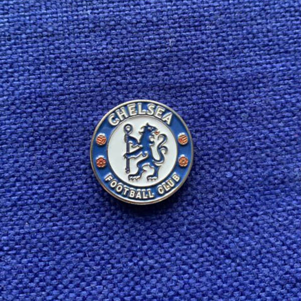 Chelsea FC enamel badge 25mm (British brand)