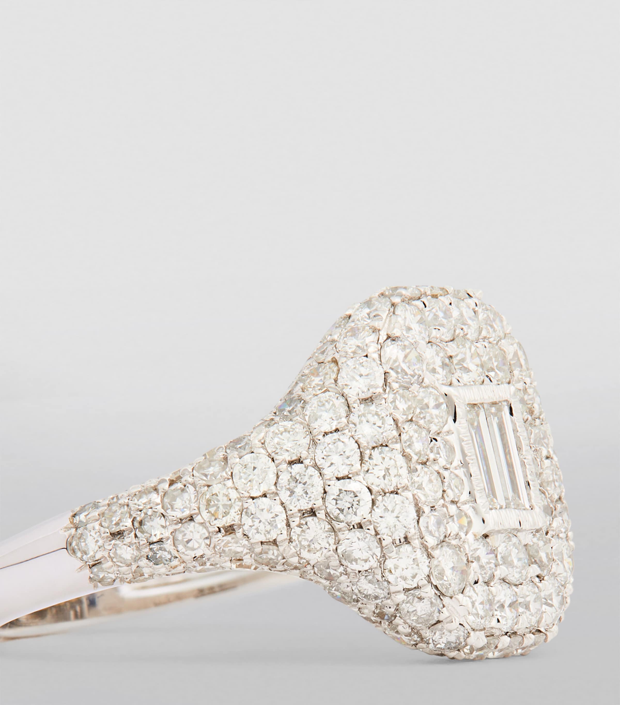 SHAY white gold diamond pinky ring, UK version
