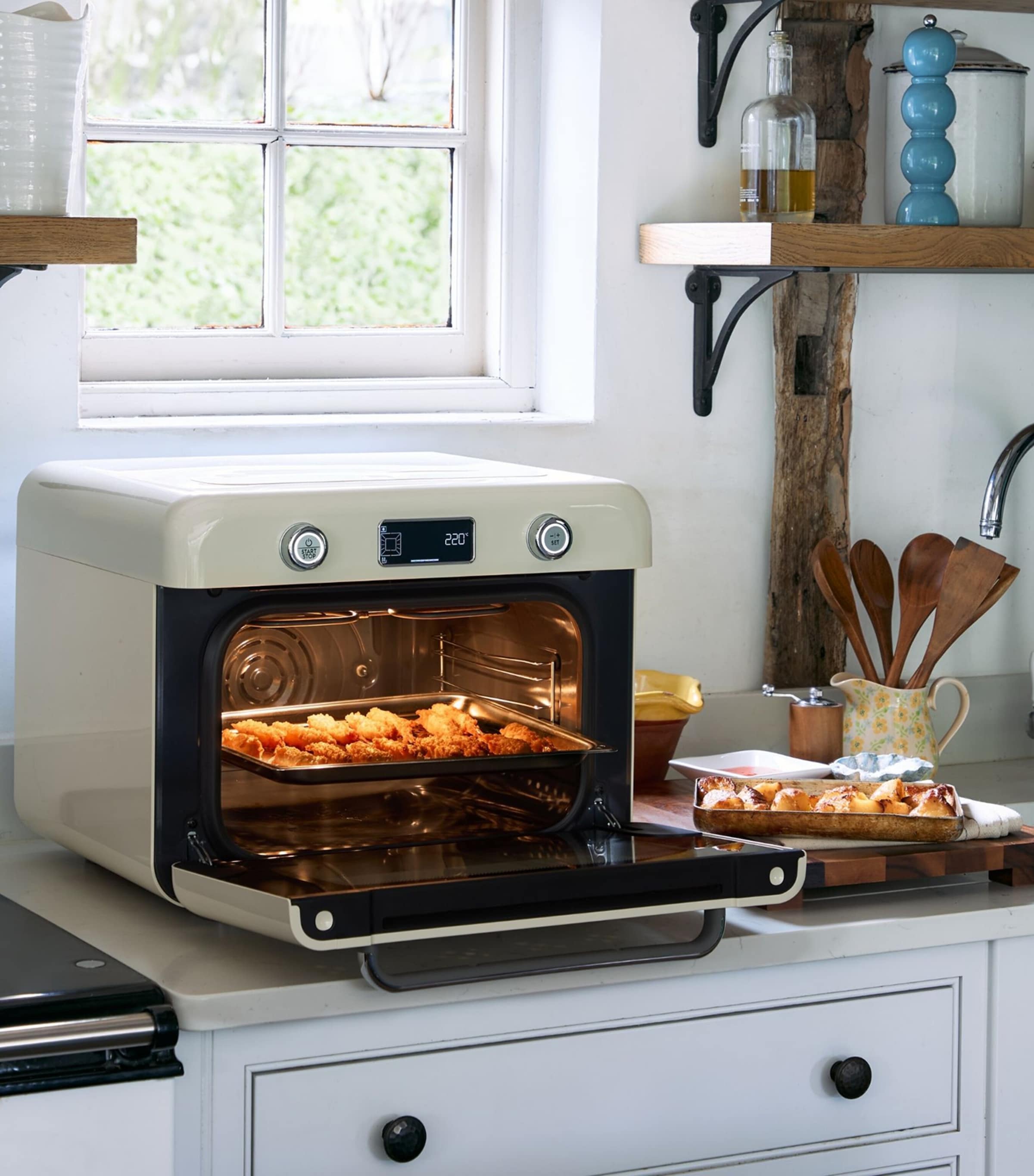 Smeg compact countertop oven appliance (British brand)