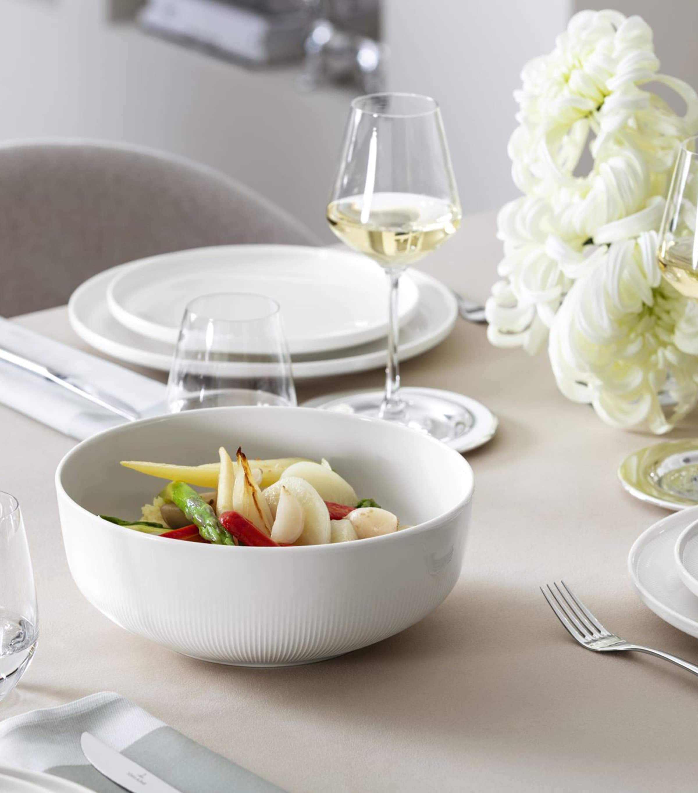 Villeroy & Boch porcelain Afina salad bowl 24cm (British brand)