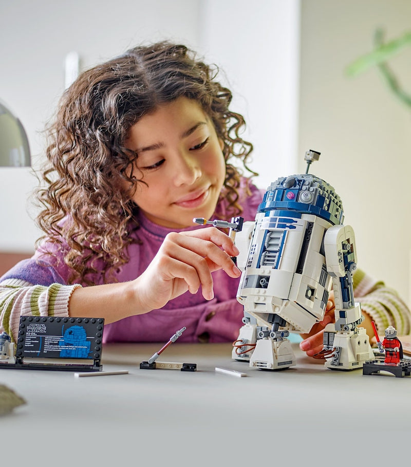 Lego Star Wars R2-D2 buildable toy 75379 (British brand)
