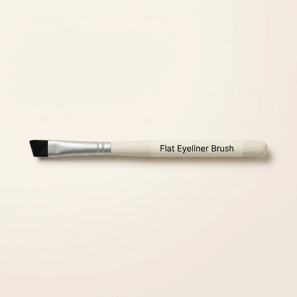 Charlotte Tilbury Lip Brush synthetic makeup tool - British product