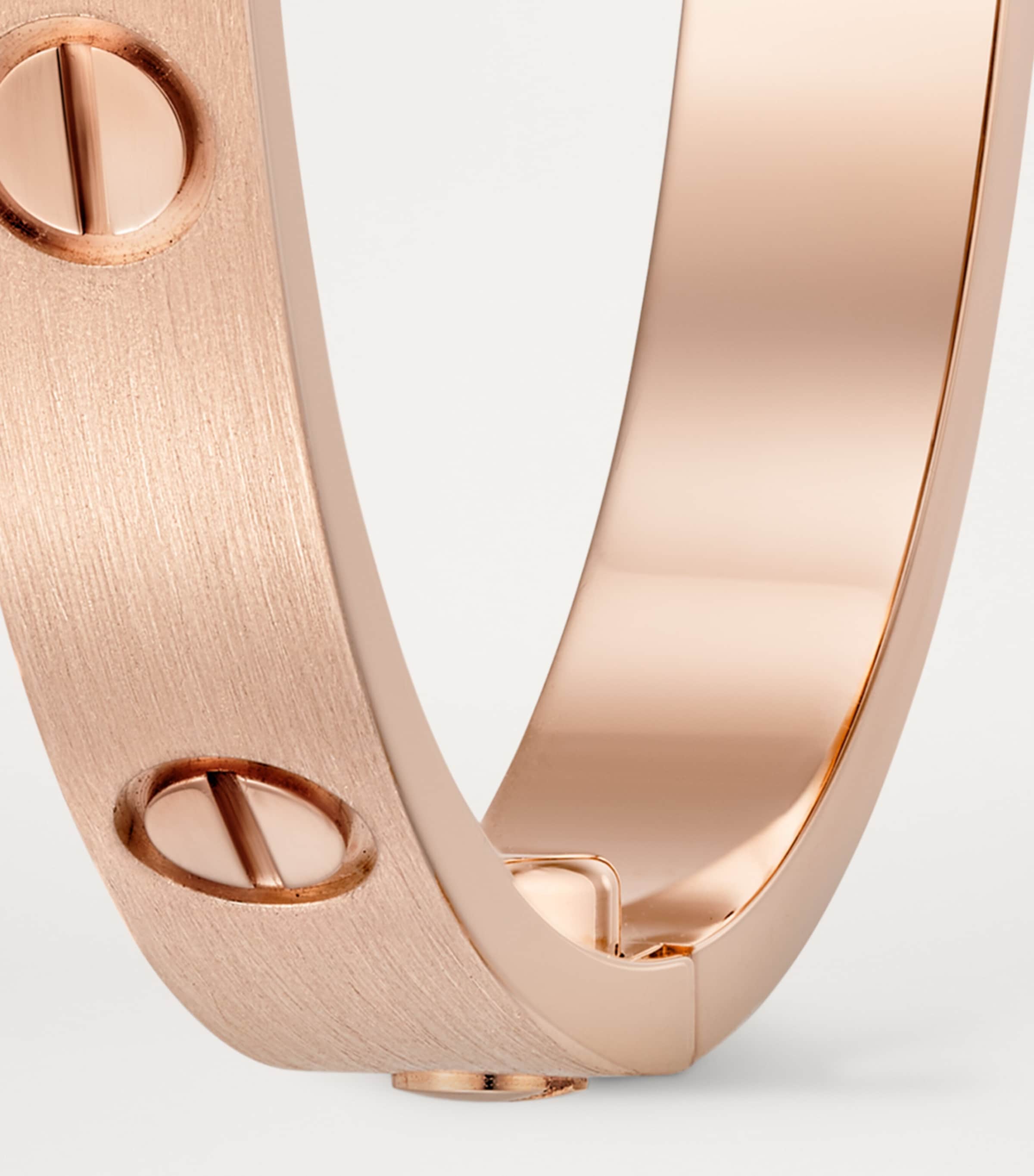 Cartier LOVE rose gold bracelet 18k 6.1mm (British brand)