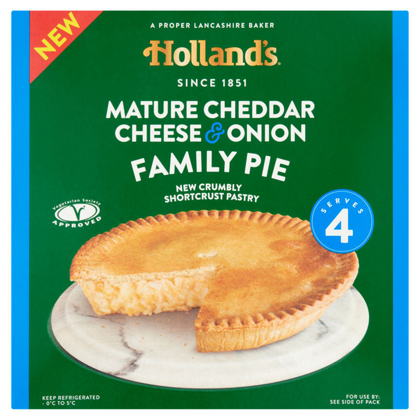 Holland's Mature Cheddar Cheese & Onion Family Pie