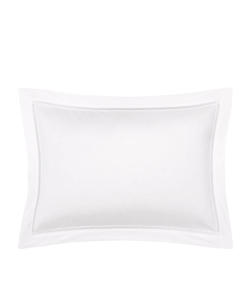 Yves Delorme Colisée Blanc pillowcase 50cm x 75cm (British brand)