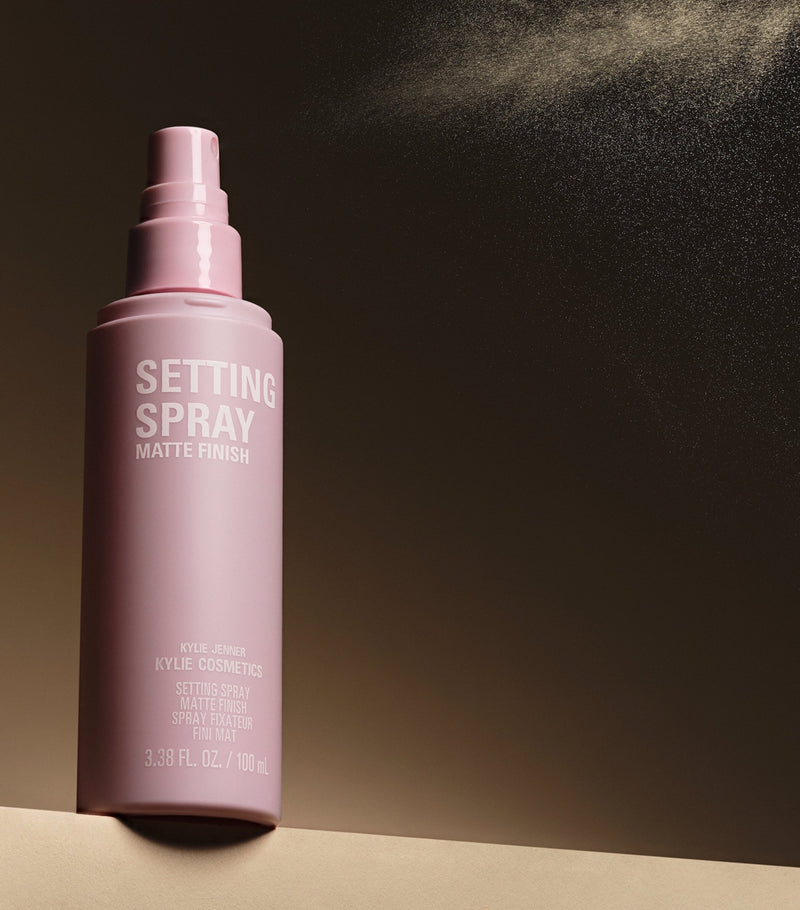 Kylie Cosmetics Makeup Setting Spray, UK version