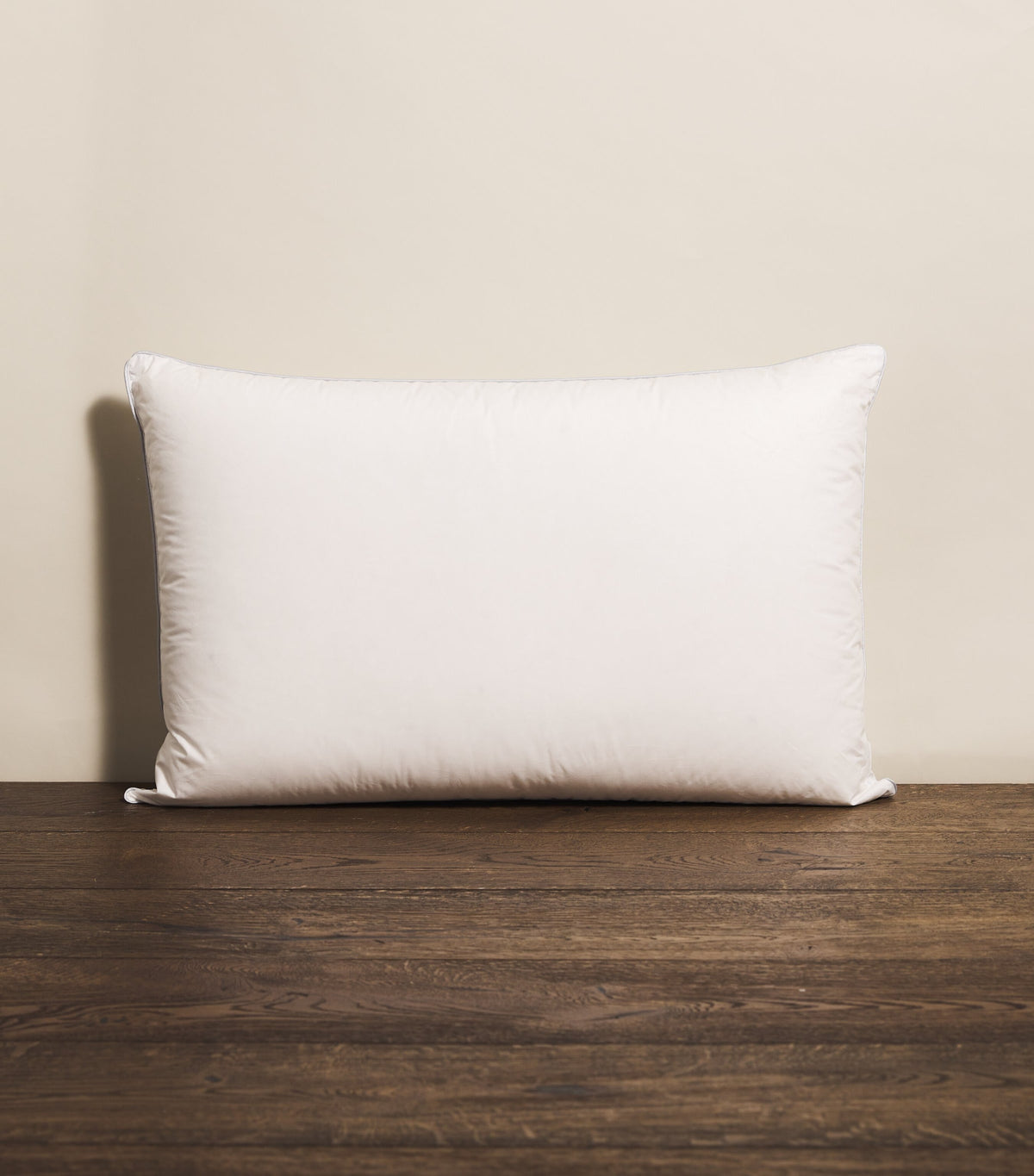 Harrods soft/medium Canadian goose down pillow 50cm x 75cm, UK version
