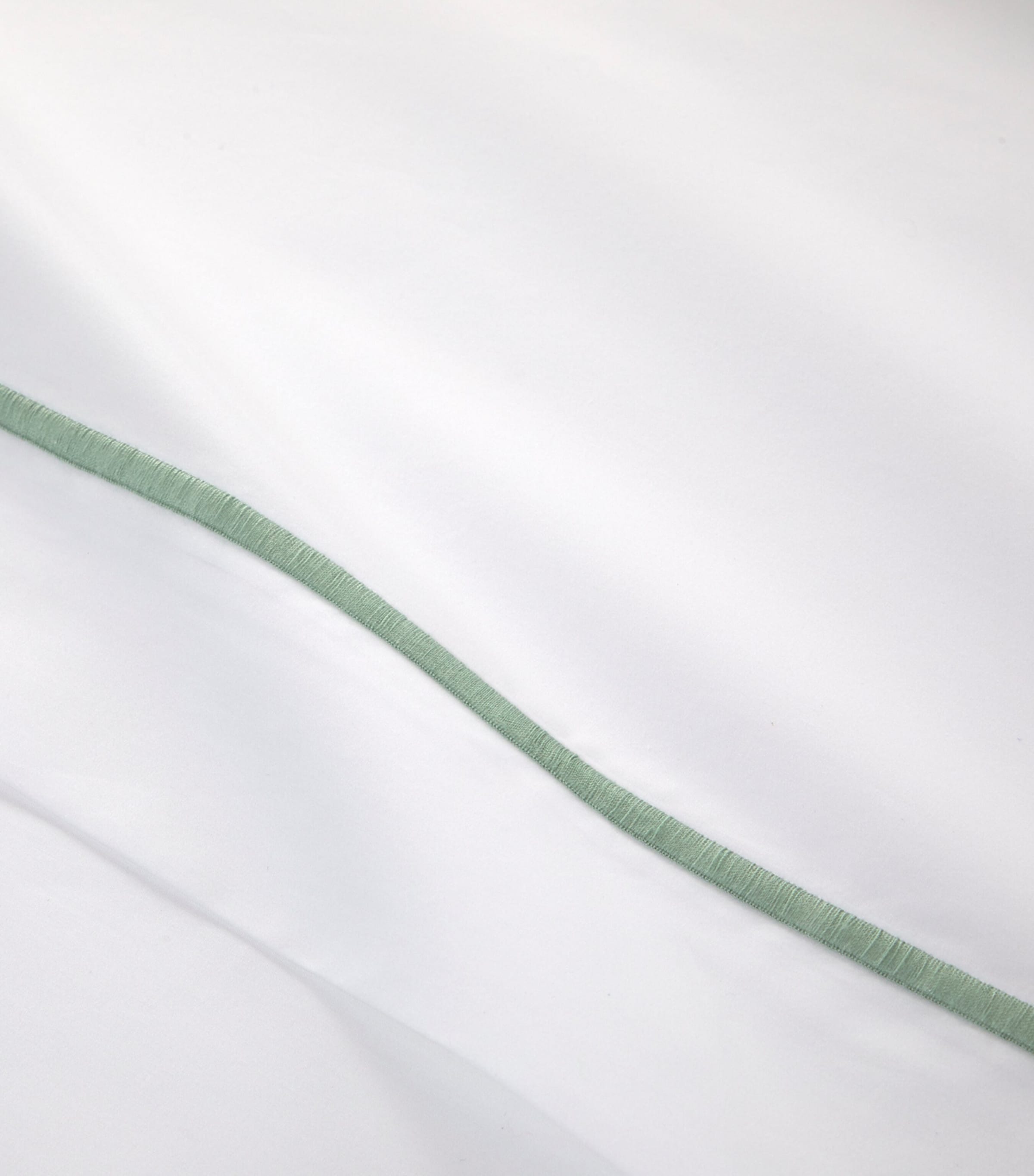 Yves Delorme Athena flat sheet Super King size 270cm x 295cm (British brand)