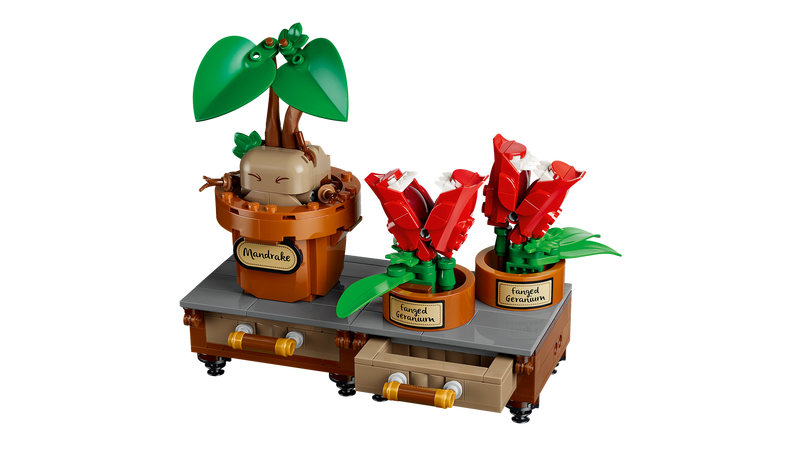 LEGO building set Hogwarts Herbology Plants 817 pieces - British product