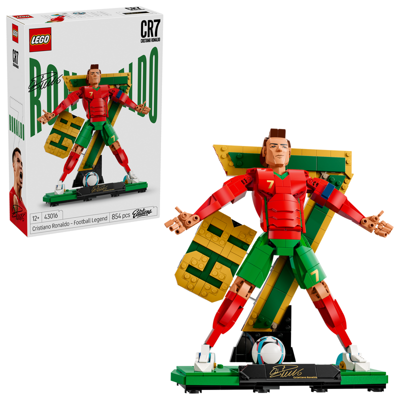 LEGO Cristiano Ronaldo football figure 854 pieces, UK version