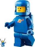 LEGO Blue Astronaut Minifigure building set 793 pieces (British brand)