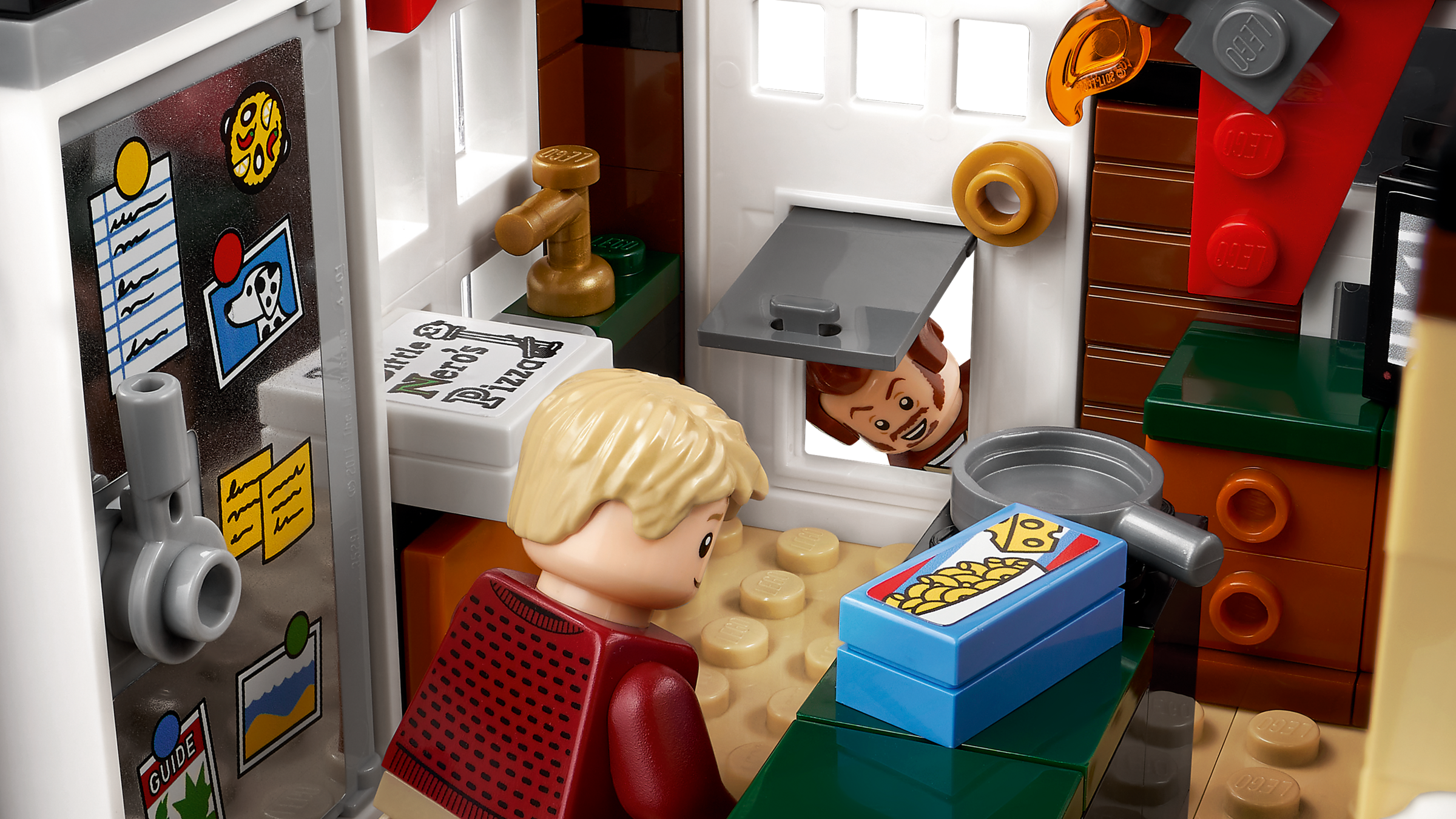 LEGO Ideas Home Alone building model 3955 pieces, UK version