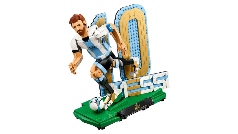 LEGO Lionel Messi building set 958 pieces (British brand)