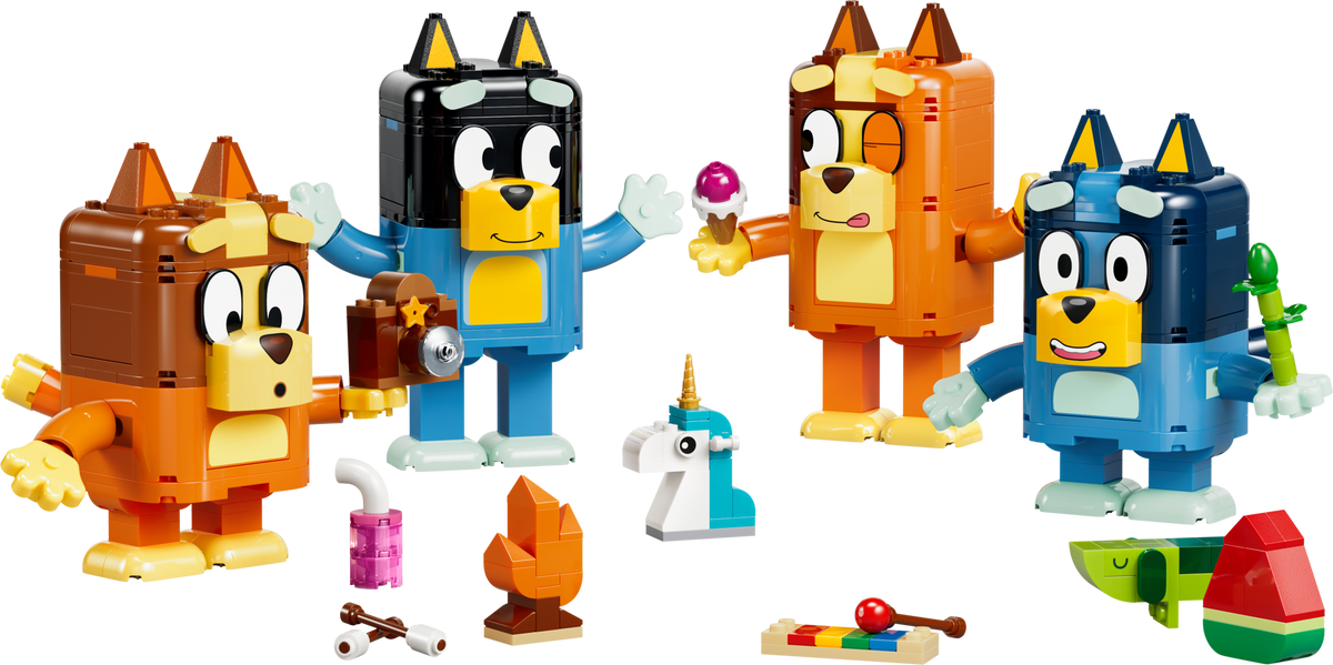 LEGO Bluey Family 466 piece set, imported from the UK