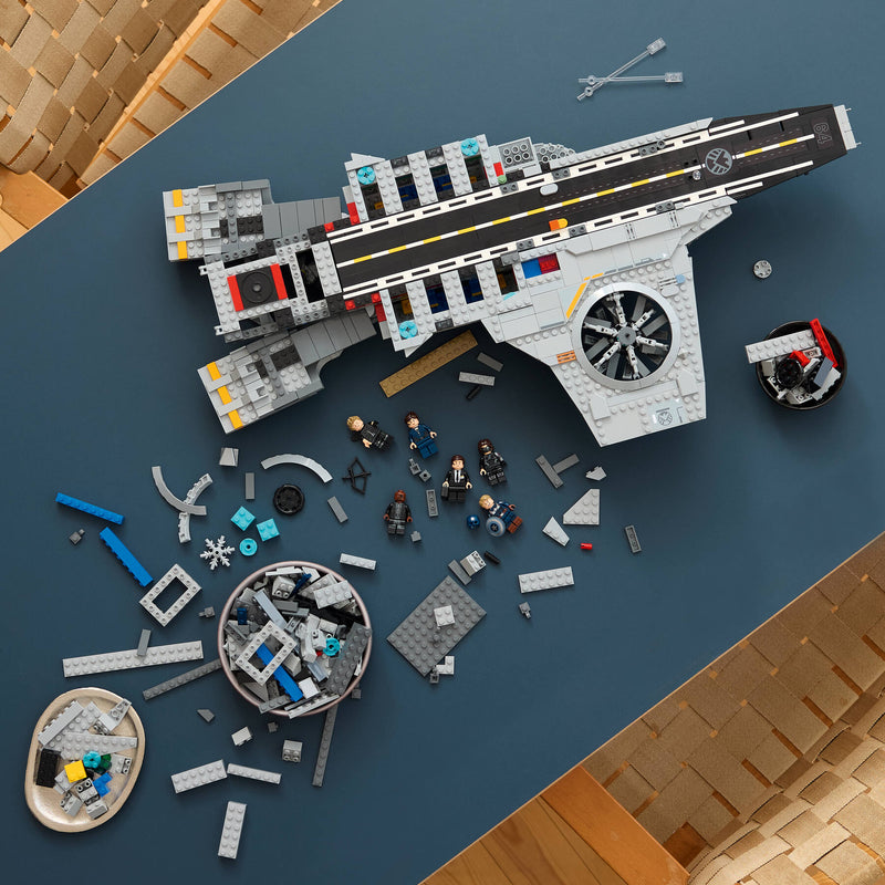 LEGO Marvel S.H.I.E.L.D. Helicarrier building set 3,057 pieces, UK version