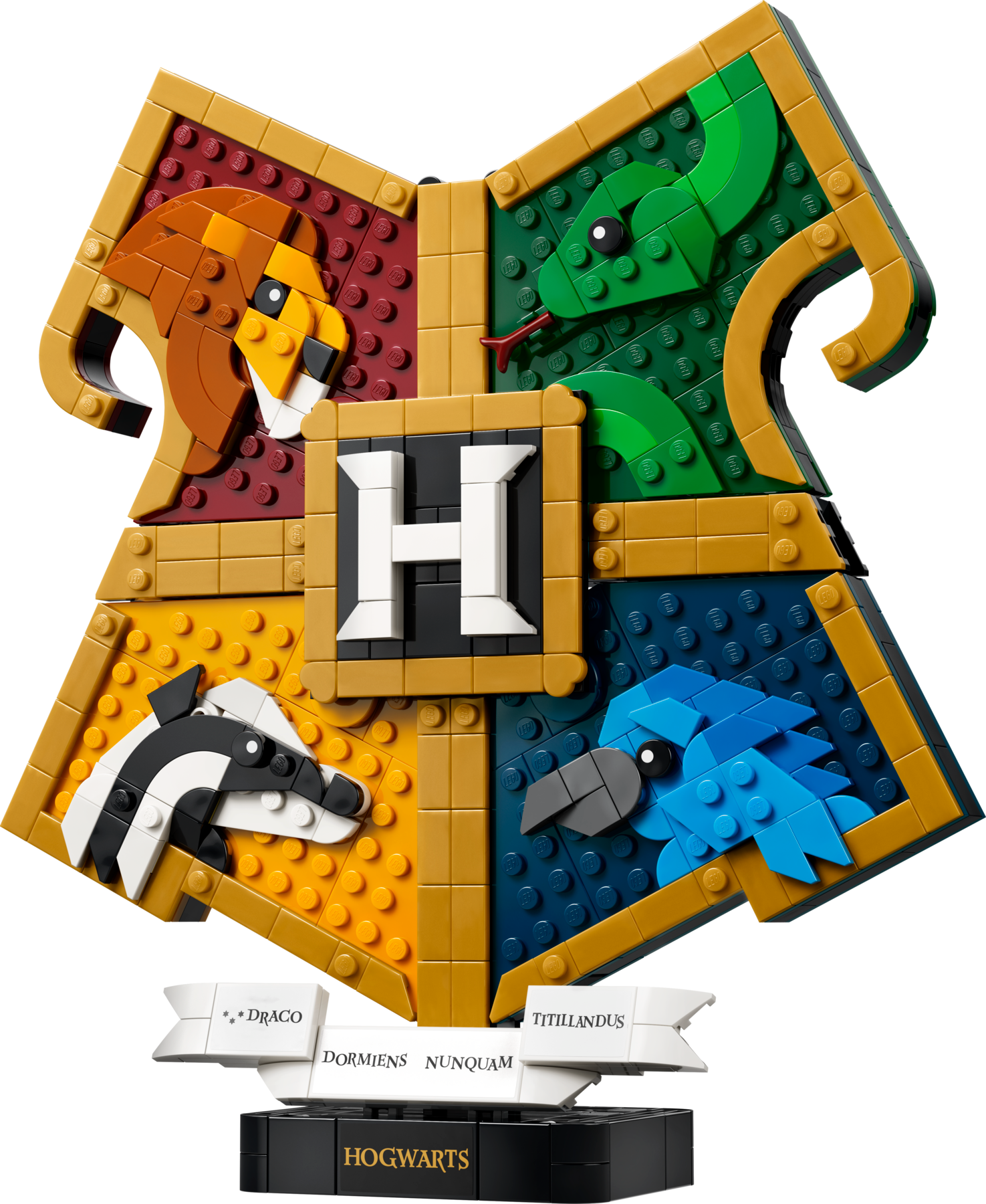 LEGO Harry Potter Hogwarts House Crest building set 545 pieces, imported from the UK