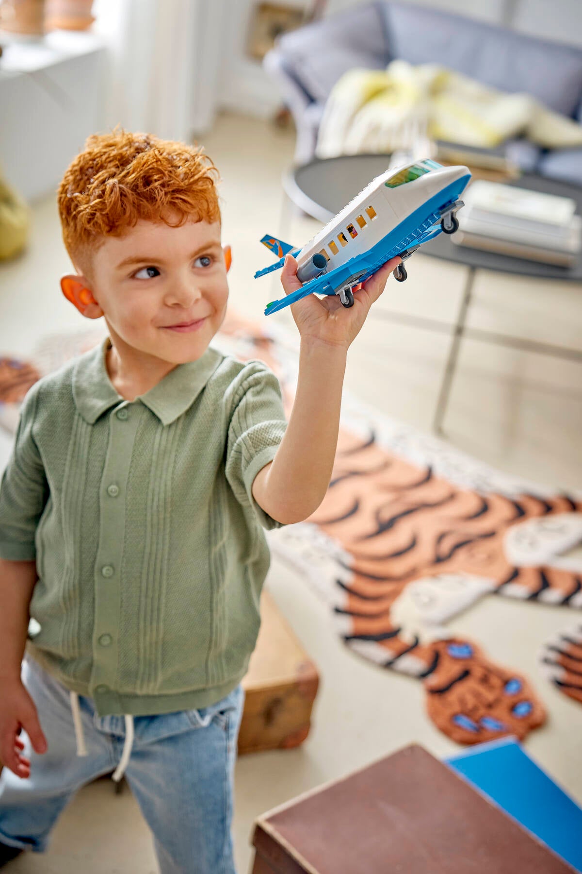 LEGO City Passenger Jet building set 118 pieces, UK version