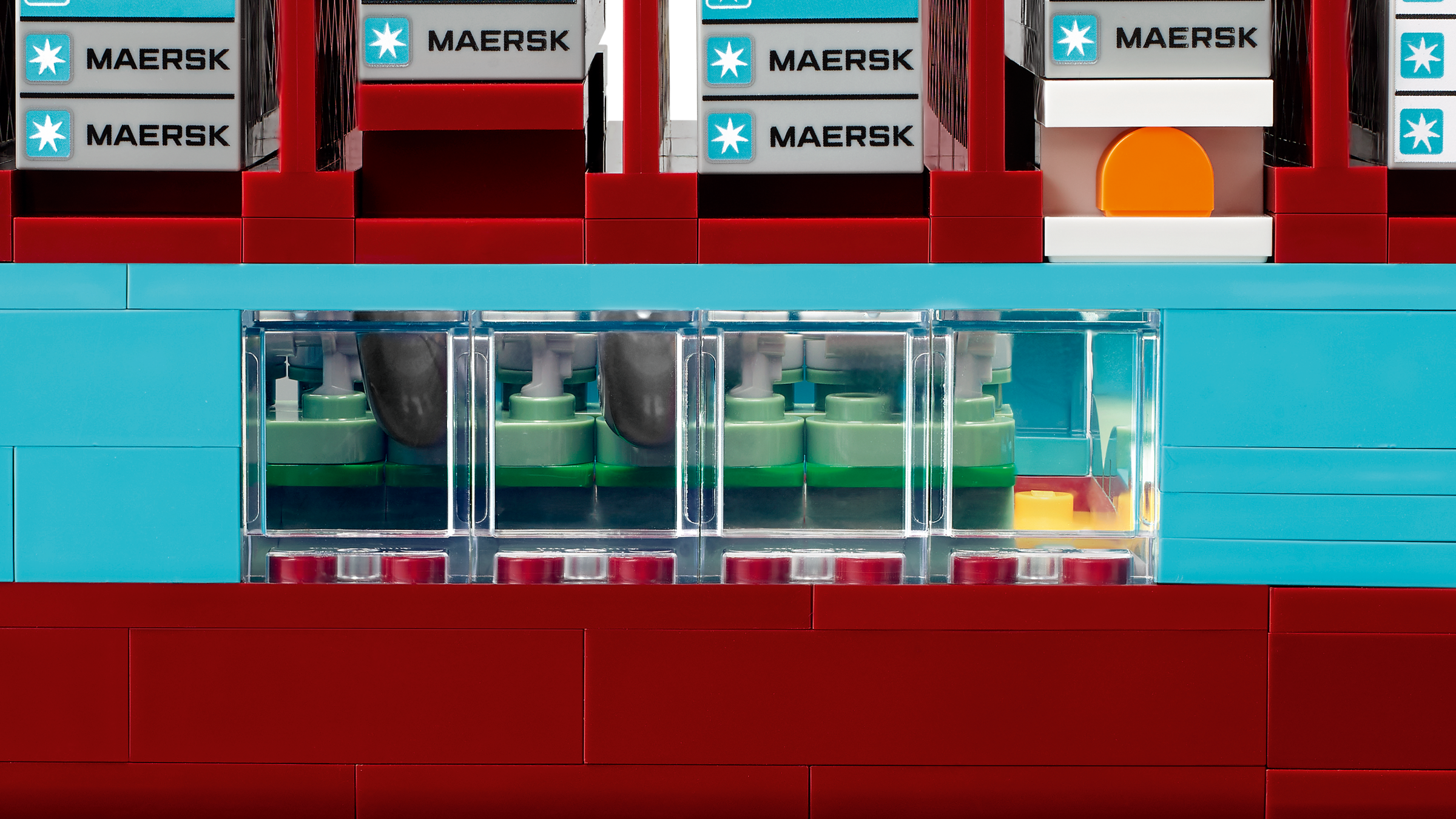 LEGO Maersk Dual-Fuel Container Vessel model 40955, imported from the UK