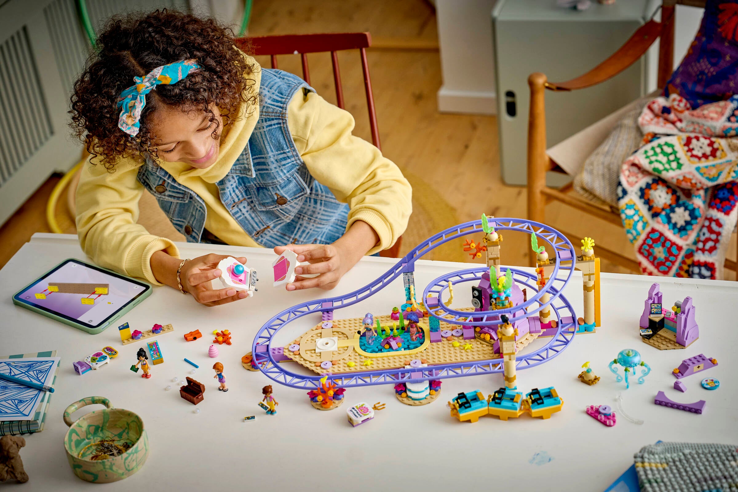LEGO Friends Mermaid Roller Coaster Ride building set 864 pieces (British brand)