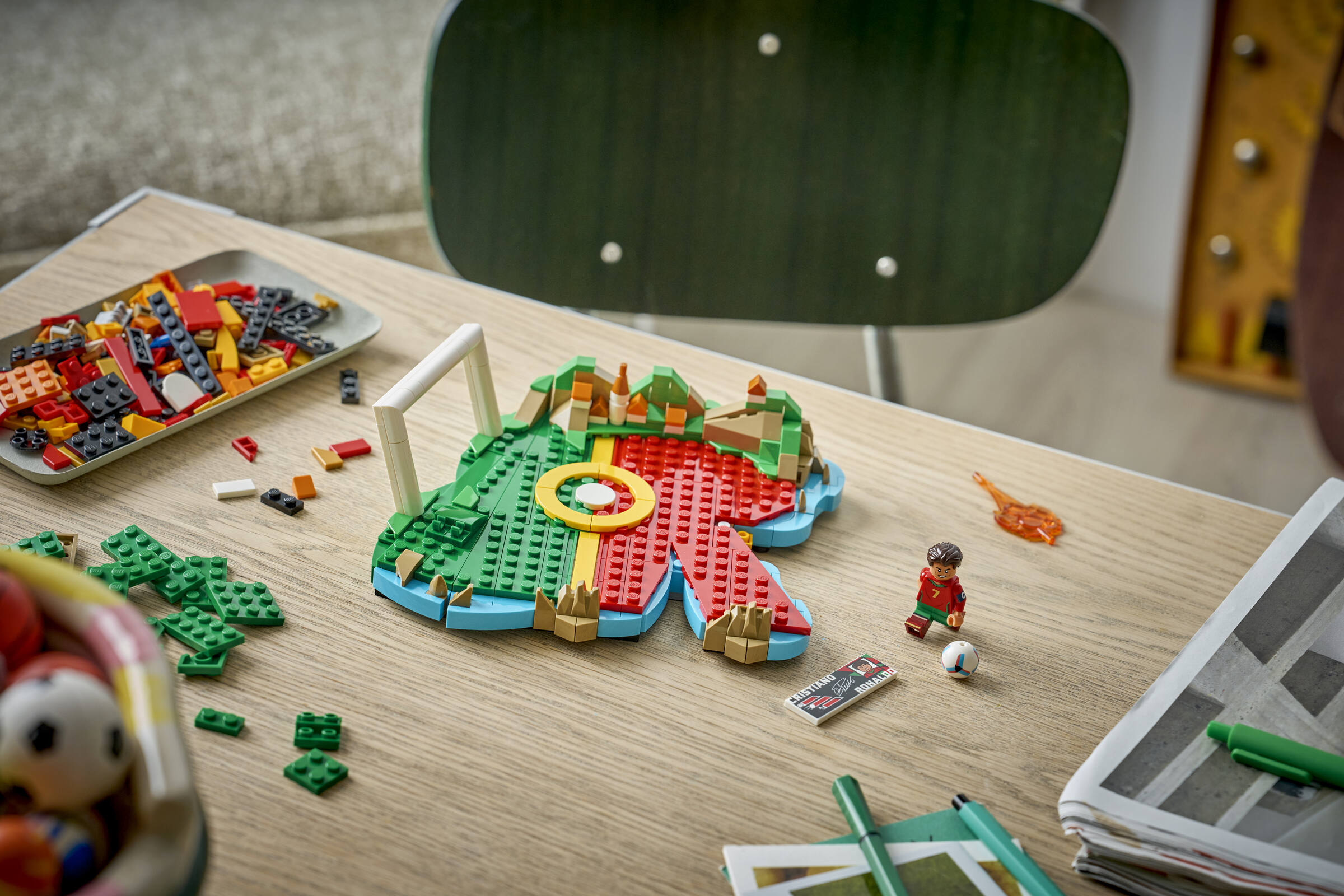 LEGO Cristiano Ronaldo Football Highlights building set, imported from the UK