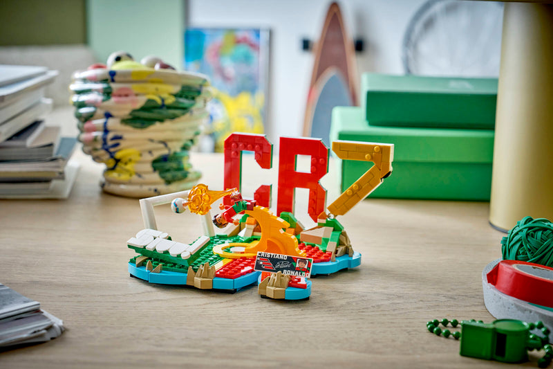 LEGO Cristiano Ronaldo Football Highlights building set, imported from the UK