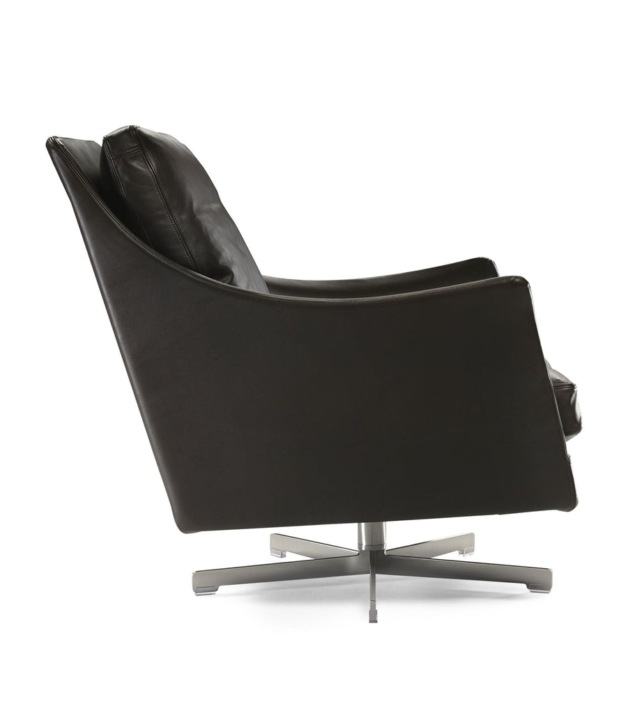 Boss Swivel Armchair